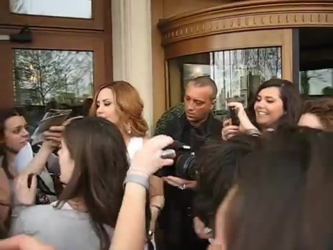 Demi Lovato In Milan - Outside Her Hotel 1118 Demi Lovato In Milan - Outside Her Hotel 1118