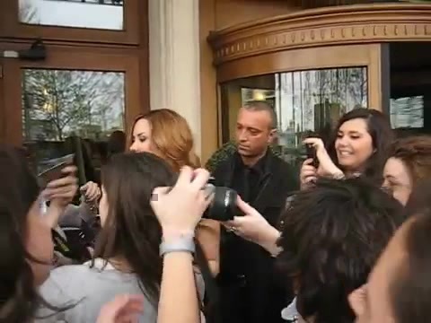 Demi Lovato In Milan - Outside Her Hotel 1121 Demi Lovato In Milan - Outside Her Hotel 1121