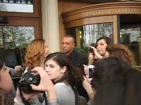 Demi Lovato In Milan - Outside Her Hotel 1131 Demi Lovato In Milan - Outside Her Hotel 1131
