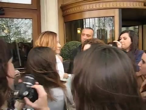 Demi Lovato In Milan - Outside Her Hotel 1154 Demi Lovato In Milan - Outside Her Hotel 1154