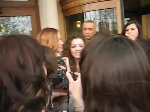 Demi Lovato In Milan - Outside Her Hotel 1163 Demi Lovato In Milan - Outside Her Hotel 1163