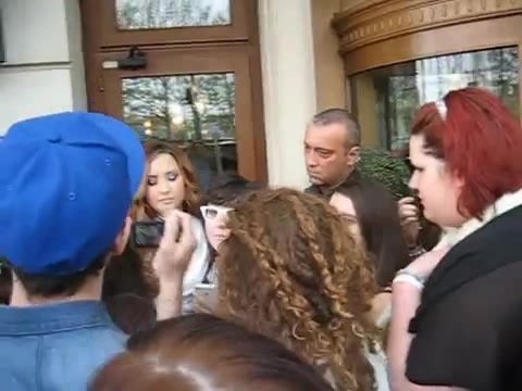 Demi Lovato In Milan - Outside Her Hotel 1383 Demi Lovato In Milan - Outside Her Hotel 1383
