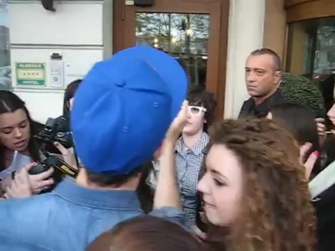 Demi Lovato In Milan - Outside Her Hotel 1401 Demi Lovato In Milan - Outside Her Hotel 1401