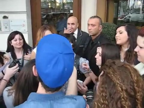 Demi Lovato In Milan - Outside Her Hotel 1432 Demi Lovato In Milan - Outside Her Hotel 1432