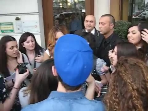 Demi Lovato In Milan - Outside Her Hotel 1438 Demi Lovato In Milan - Outside Her Hotel 1438