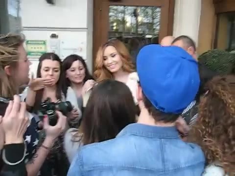 Demi Lovato In Milan - Outside Her Hotel 1449 Demi Lovato In Milan - Outside Her Hotel 1449