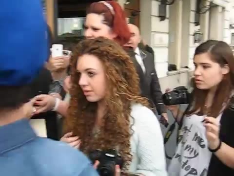 Demi Lovato In Milan - Outside Her Hotel 1662 - Demilush In Milan - Outside Her Hotel Part oo3