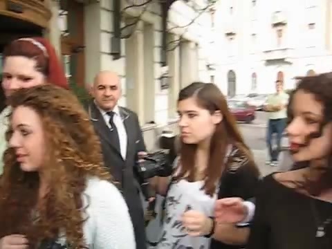 Demi Lovato In Milan - Outside Her Hotel 1668 - Demilush In Milan - Outside Her Hotel Part oo3