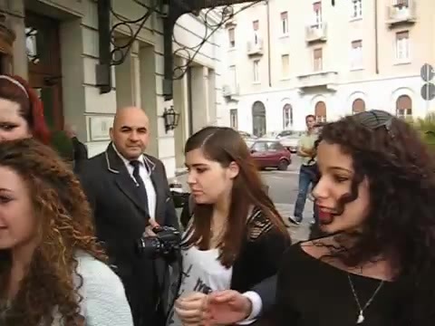 Demi Lovato In Milan - Outside Her Hotel 1672 - Demilush In Milan - Outside Her Hotel Part oo3