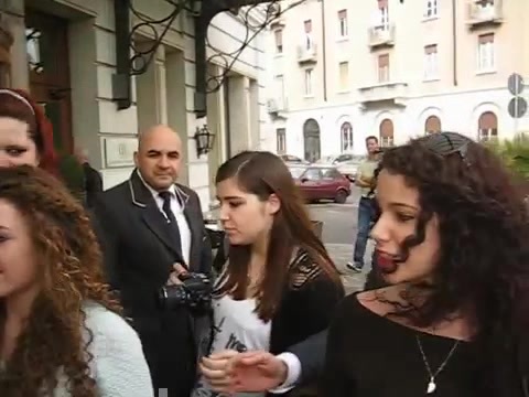 Demi Lovato In Milan - Outside Her Hotel 1673 - Demilush In Milan - Outside Her Hotel Part oo3