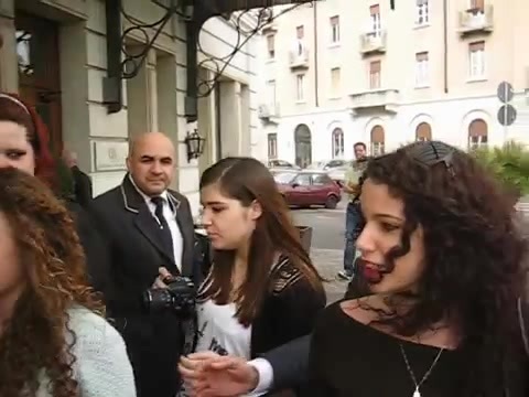 Demi Lovato In Milan - Outside Her Hotel 1674 - Demilush In Milan - Outside Her Hotel Part oo3