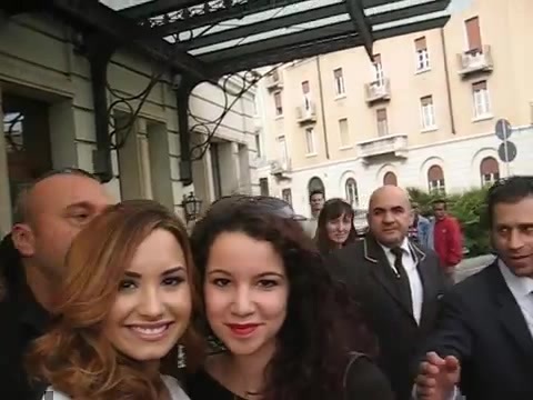 Demi Lovato In Milan - Outside Her Hotel 1709 - Demilush In Milan - Outside Her Hotel Part oo3