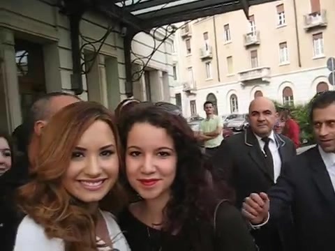 Demi Lovato In Milan - Outside Her Hotel 1714 - Demilush In Milan - Outside Her Hotel Part oo3