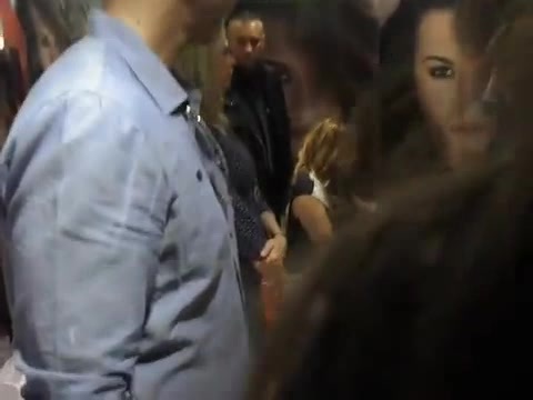 Demi Lovato signing session Mondadori Milano 31-03-12 0038