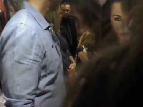 Demi Lovato signing session Mondadori Milano 31-03-12 0039