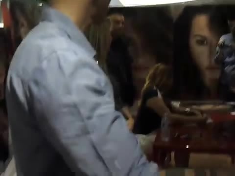 Demi Lovato signing session Mondadori Milano 31-03-12 0090