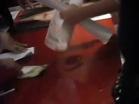 Demi Lovato signing session Mondadori Milano 31-03-12 0458