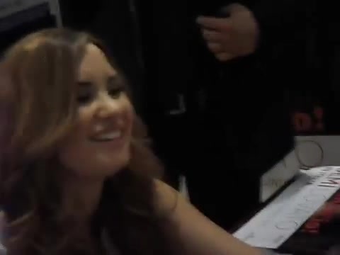 Demi Lovato signing session Mondadori Milano 31-03-12 0682