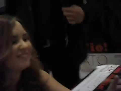 Demi Lovato signing session Mondadori Milano 31-03-12 0687