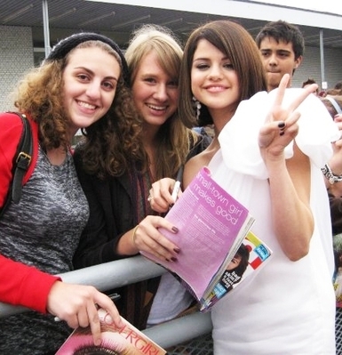 normal_018 - 18 06 2009  - Princess Protection Program Toronto Premiere