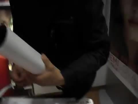 Demi Lovato signing session Mondadori Milano 31-03-12 1262