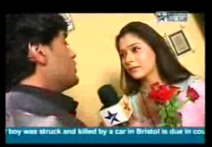 00_00_52 - sara khan 3