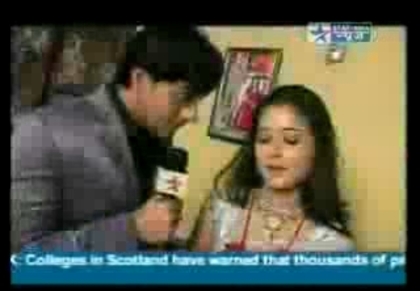 00_01_28 - sara khan 3