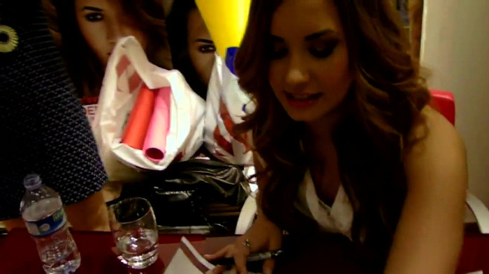 Demi Lovato - 31 marzo - Mondadori Milano 141