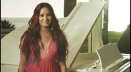 2012 Acuvue 1 Day Contest (23) - Demilu and Joey - 2012 Acuvue 1 Day Contest