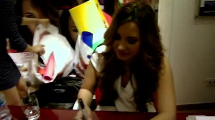 Demi Lovato - 31 marzo - Mondadori Milano 342 - Demilush - 31 March - Mondadori Milano