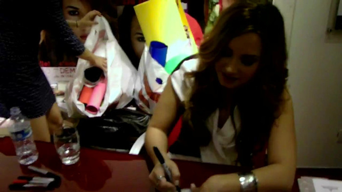 Demi Lovato - 31 marzo - Mondadori Milano 353 - Demilush - 31 March - Mondadori Milano
