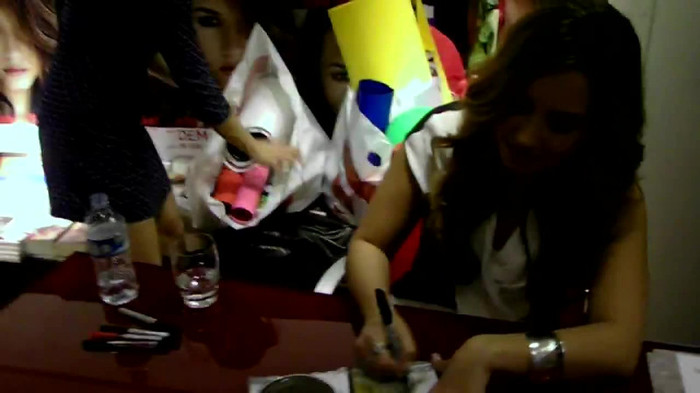 Demi Lovato - 31 marzo - Mondadori Milano 359 - Demilush - 31 March - Mondadori Milano