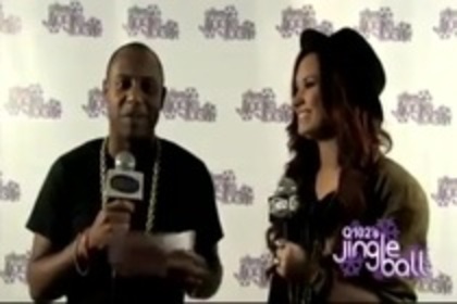 Maxwell with Demi Lovato HQ (43)