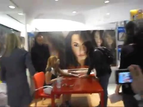 Meeting Demi Lovato (Milan_ 31_03_2012) 055 - Demilush - Fans Meeting Demi Lovato