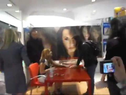 Meeting Demi Lovato (Milan_ 31_03_2012) 056 - Demilush - Fans Meeting Demi Lovato
