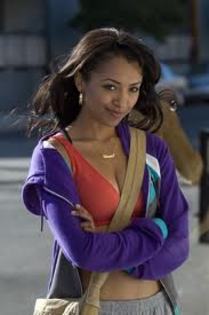 15 - 4 Bonnie Bennett - Katerina Graham