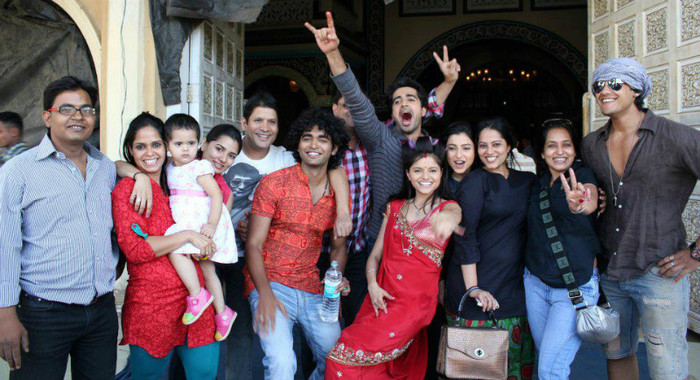 523356_327680210621729_100001392595271_927445_2091188320_n - Rubina Dilaik