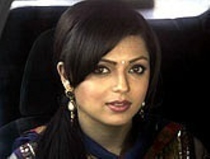 xba15c210 - Drashti Dhami