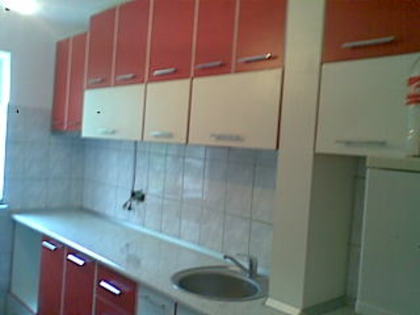 05072009; bucatarie pe comanda
