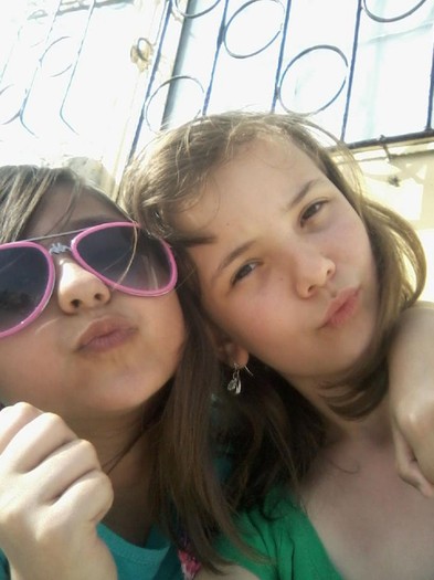 548881_275066849243986_100002220180003_633766_530355109_n