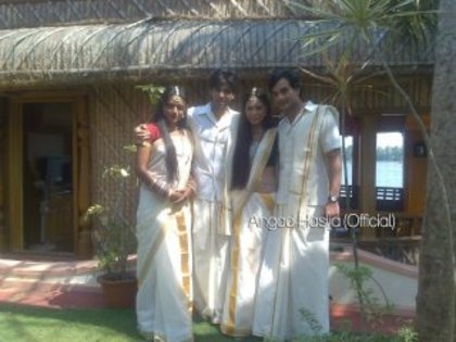 548949_418780814804786_206545479361655_1818900_465812250_n