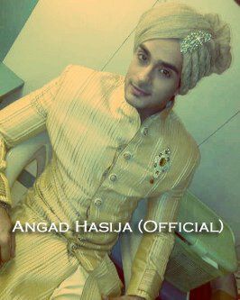 418377_393526653996869_206545479361655_1725370_892766293_n - sara khan poze noi