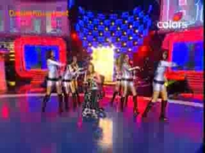 00_00_36 - Sara khan PERFORMANCE IN BIGBOSS 4