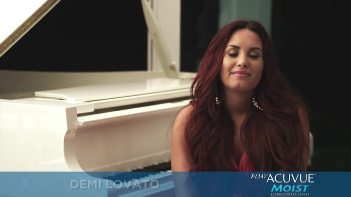 Demi Lovato talks about never giving up_ ACUVUE® 1-DAY Contest Stories 0015 - Demi - Talks About Never Giving Up ACUVUE 1 DAY Contest Stories