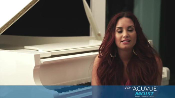 Demi Lovato talks about never giving up_ ACUVUE® 1-DAY Contest Stories 0131