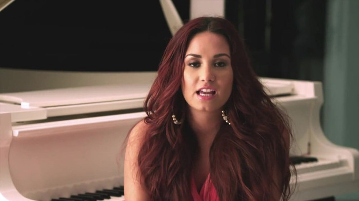 Demi Lovato talks about never giving up_ ACUVUE® 1-DAY Contest Stories 0474 - Demi - Talks About Never Giving Up ACUVUE 1 DAY Contest Stories