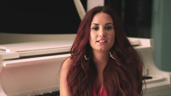 Demi Lovato talks about never giving up_ ACUVUE® 1-DAY Contest Stories 0528