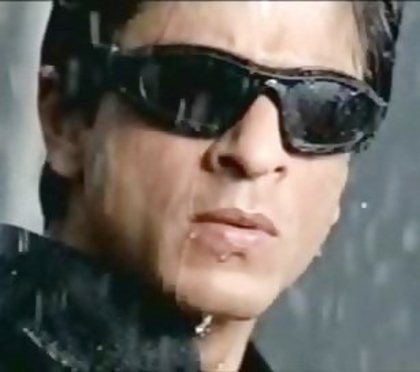 270342_222823627753666_216424991726863_574410_4967860_n - shahrukh khan