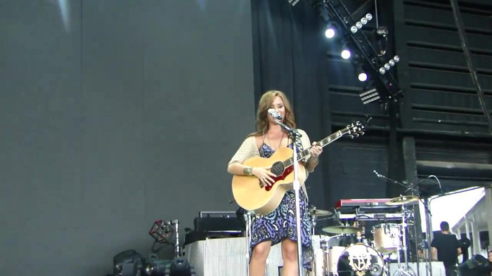 Demi Lovato Stop The World Soundcheck Tampa {HD} 0038