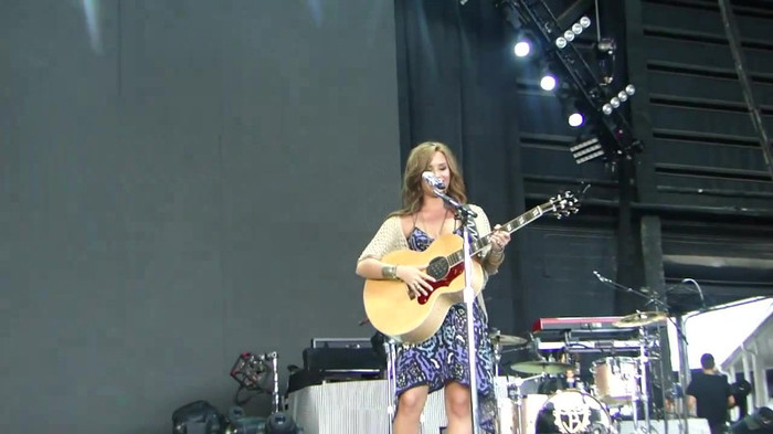 Demi Lovato Stop The World Soundcheck Tampa {HD} 0041